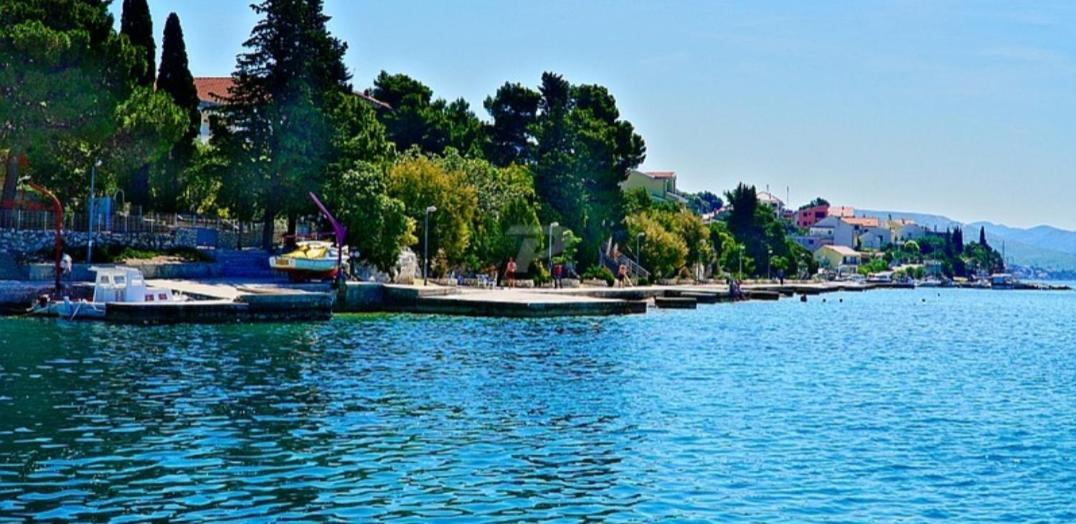 Apartmani Milutin Brodarica  Kültér fotó